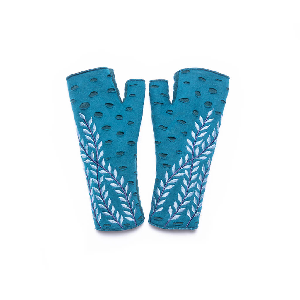 Trellis Fleece Glove